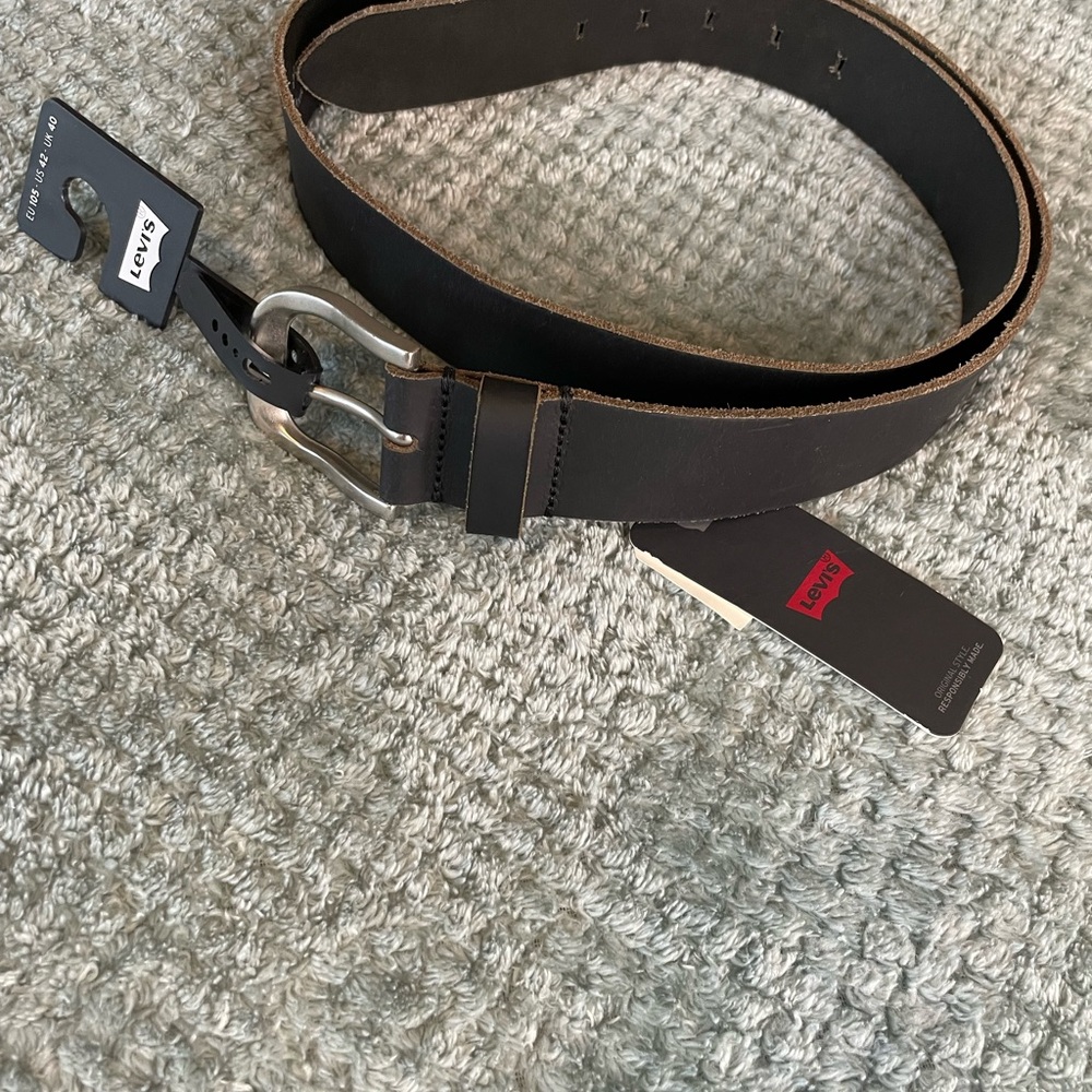 Levi's Black Leather Belt for Men - Picture 2 of 7